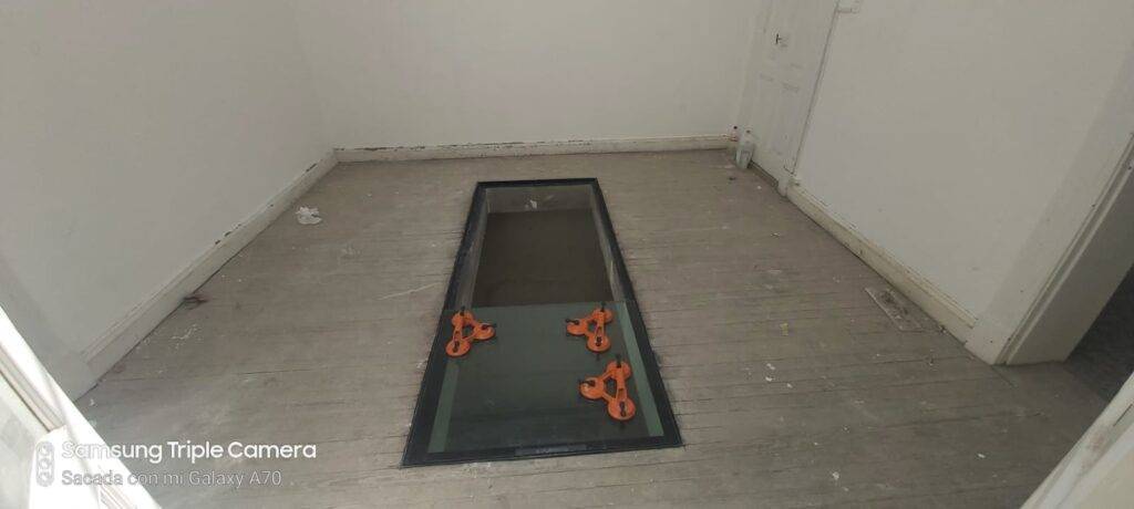 Multilaminado vidrio resistente pisos Tecnoglass Argentina